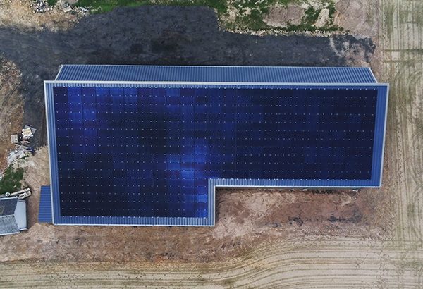 Toiture photovoltaïque sur bâtiment agricole